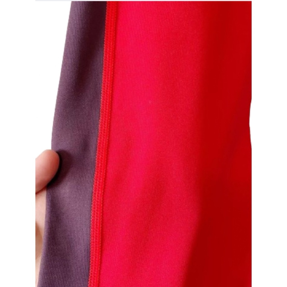 ZYIA Active Red Royalty Stripe Light n Tight High-Rise 7/8 Leggings 24” Size 4 - Picture 5 of 7